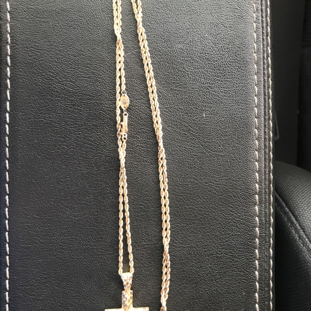 14 k gold 30 in silk rope with cross